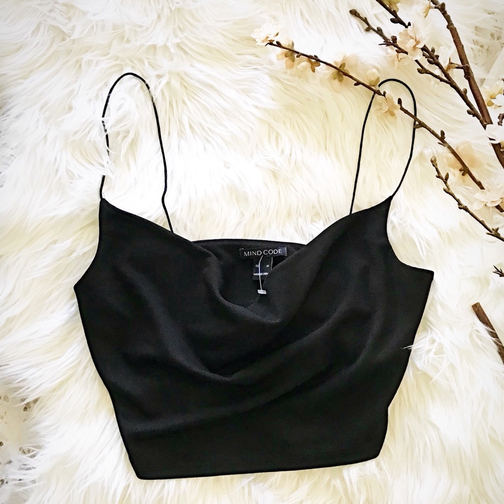 🔥 CLEARANCE 🔥 
✨• sexy Crop Top - Picture 3 of 4